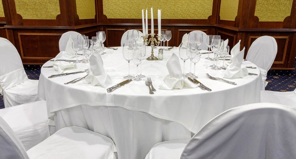 tischhussen für restaurant